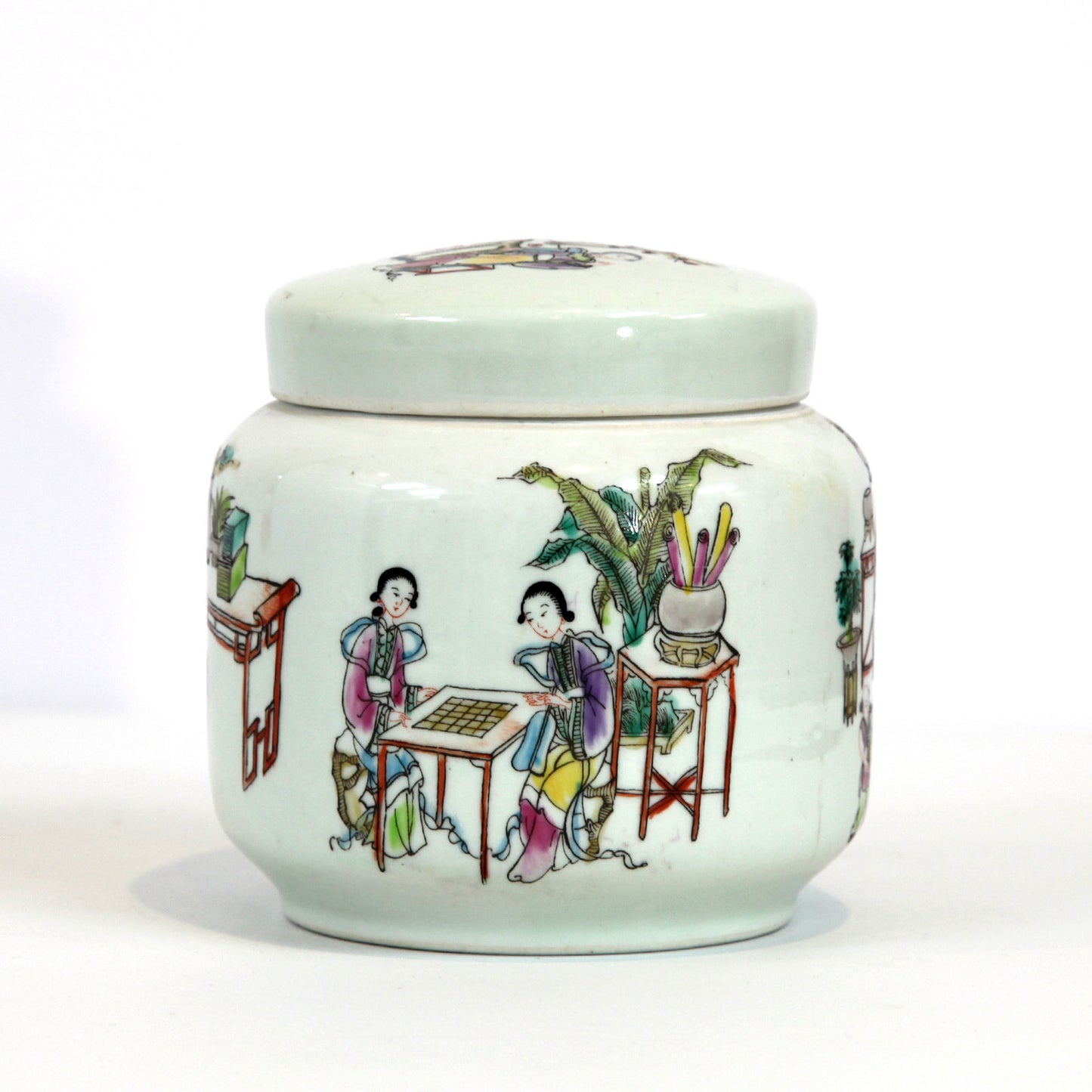 中国上流階級の女性たちの生活・陶器の小物入れ