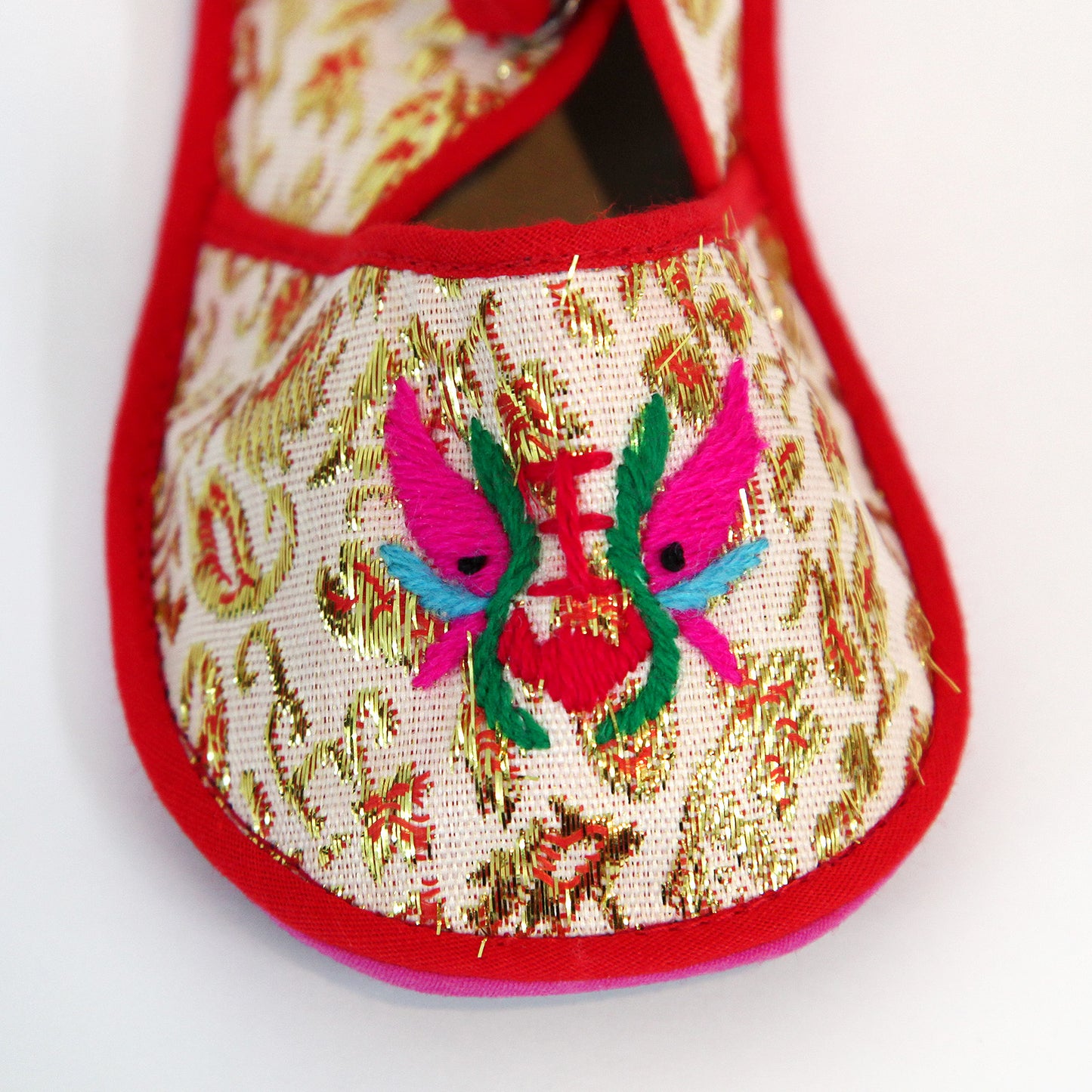 飾り用子ども布靴・虎頭靴(刺繍ハンドメイド)