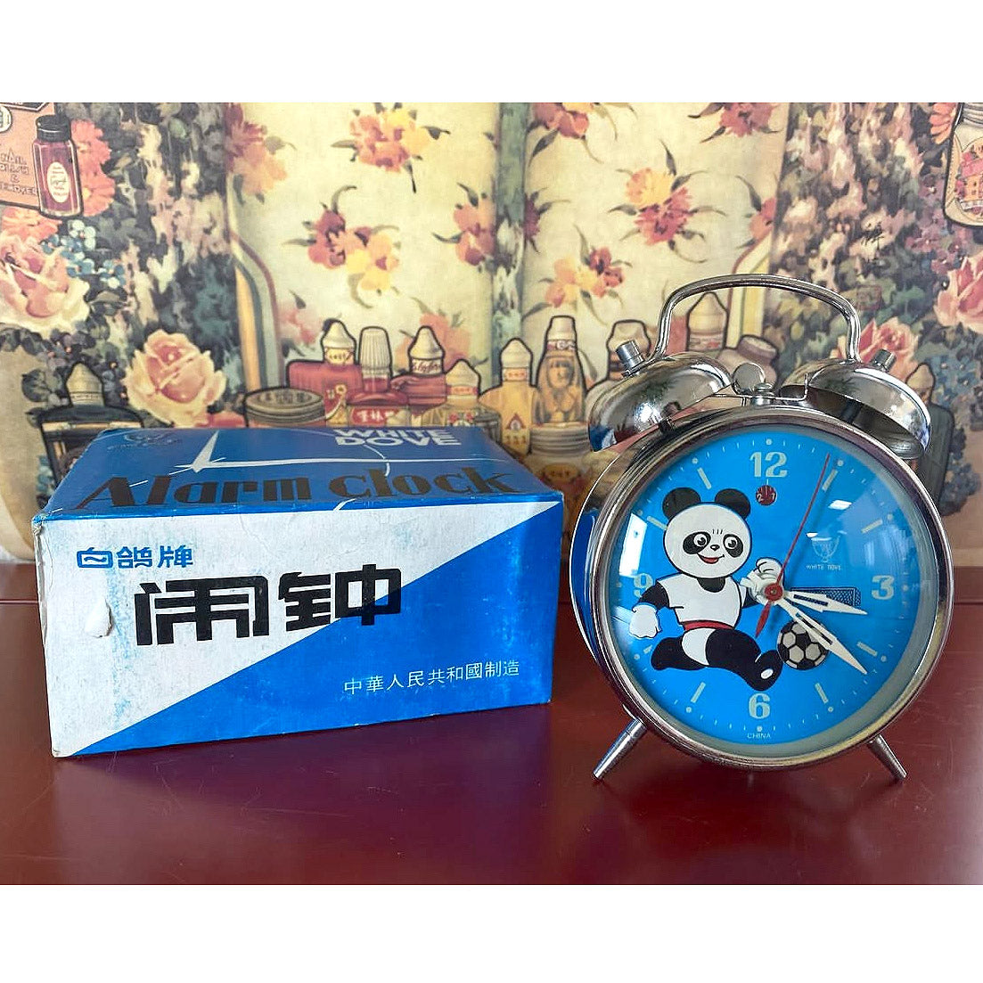 パンダのゼンマイ式目覚まし時計(箱つき)