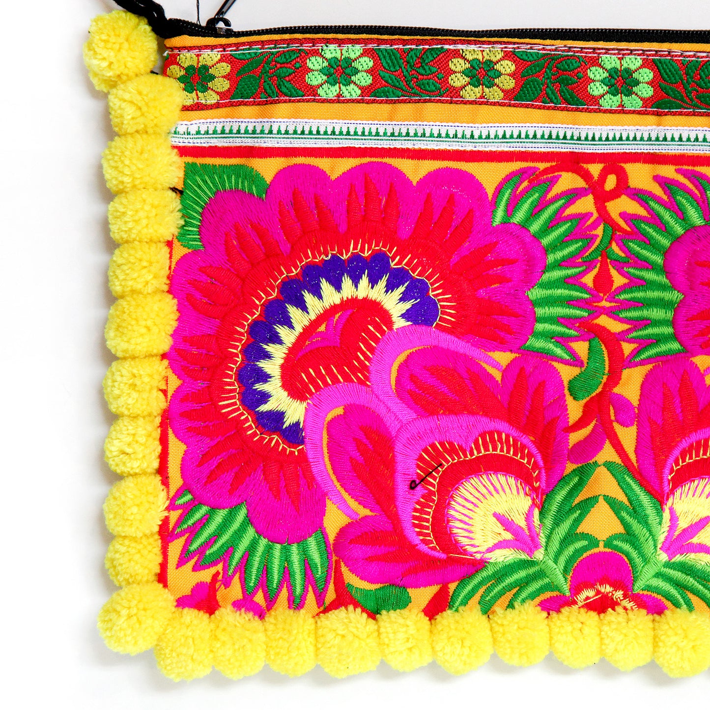 タイ製・刺繍ポーチ(ボンボン付・イエロー・大)