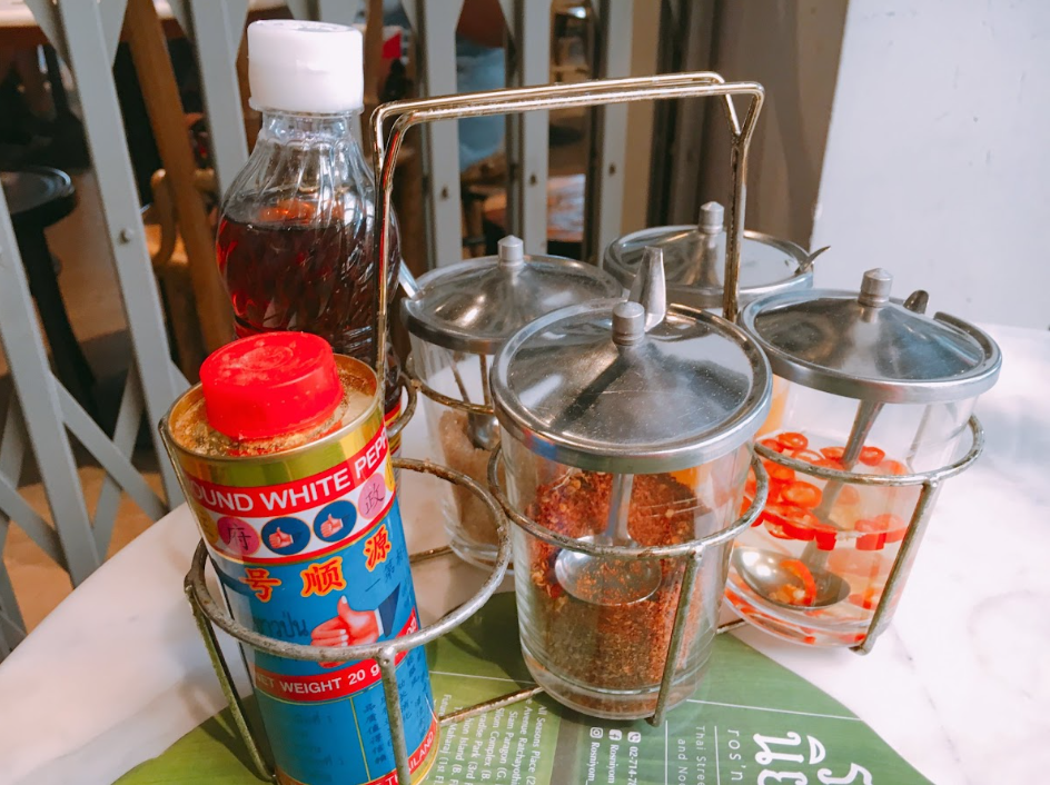 タイ料理のテーブルには欠かせない