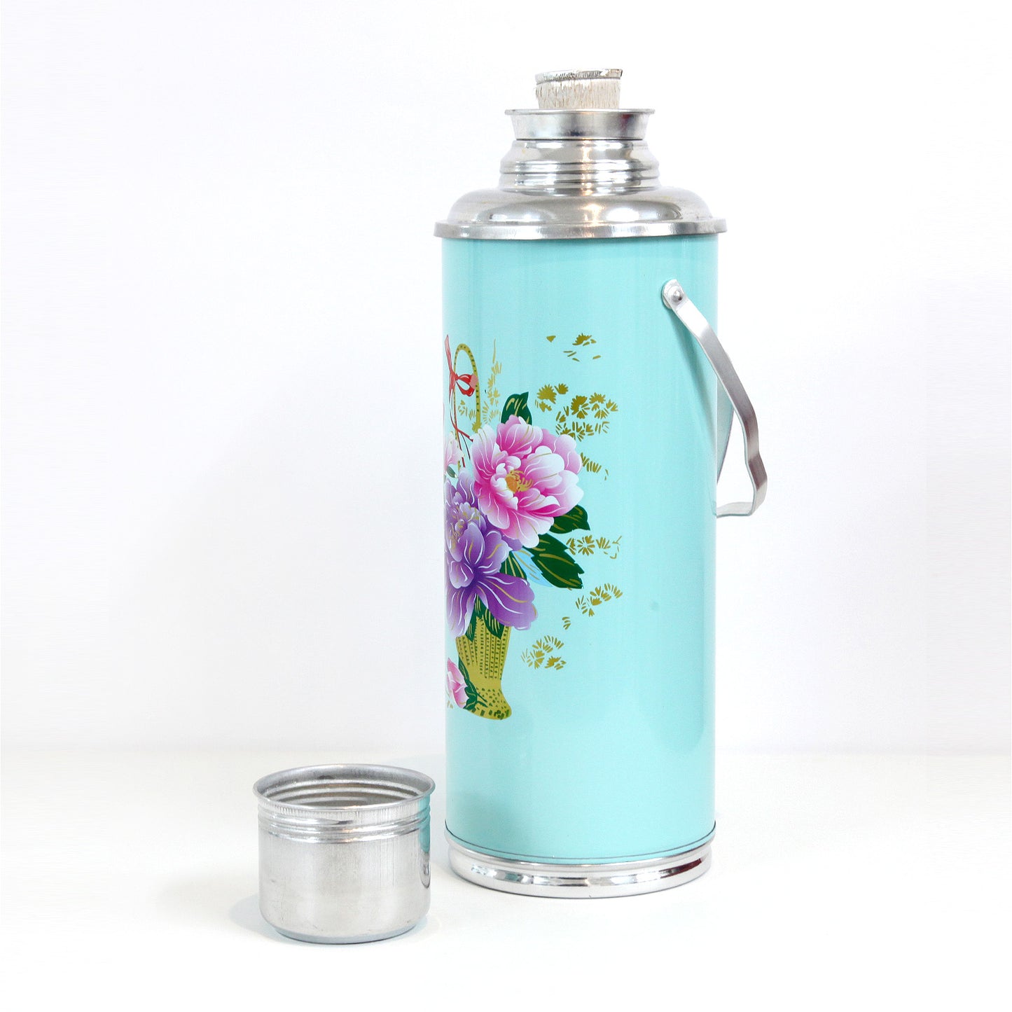 鉄製の水筒（水色・花）