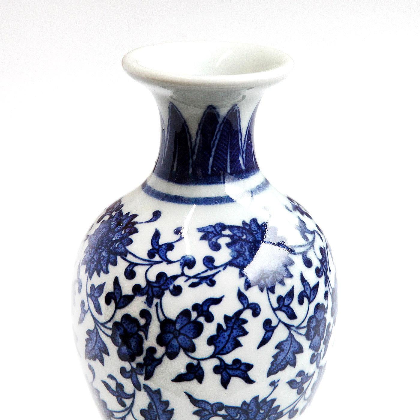 花瓶（青花磁器）