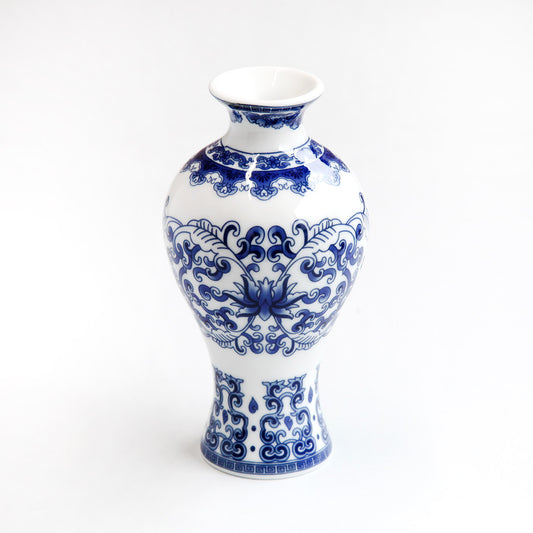 花瓶（青花磁器）