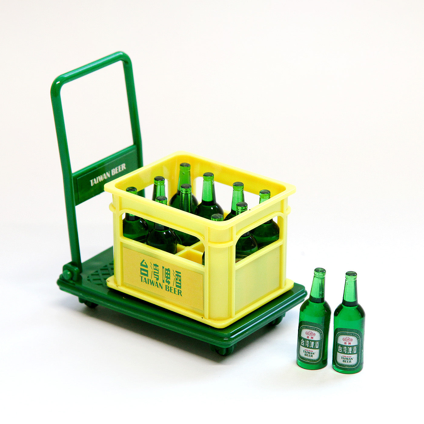 ミニチュアおもちゃ・ビール瓶と台車