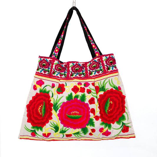 【タイ製】少数民族の刺繍バッグ（白）