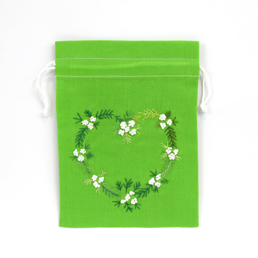 刺繍入り巾着（グリーン）